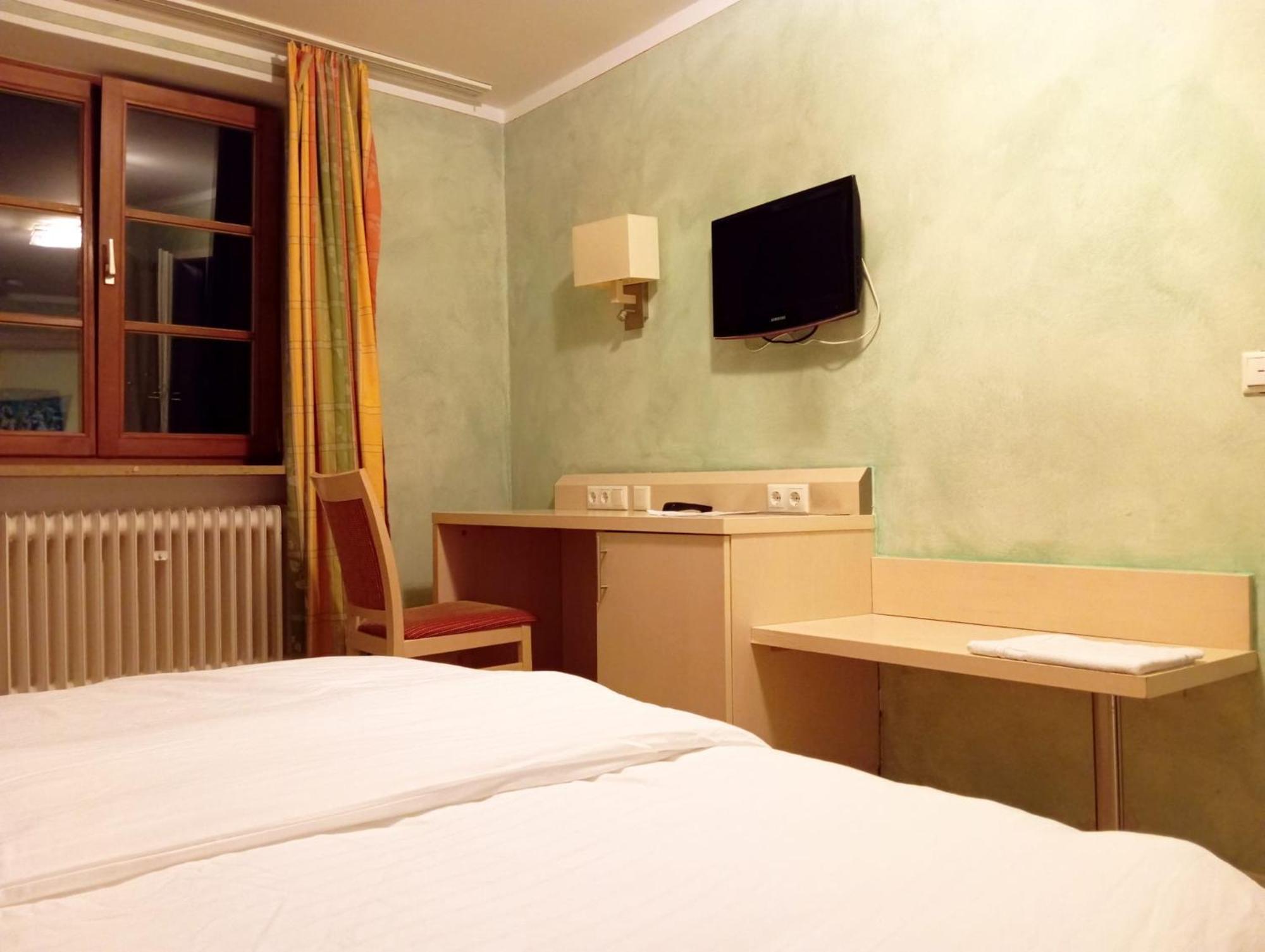 Hotel Eichen Schloessl Munich